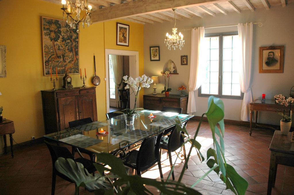 לינה וארוחת בוקר Saussignac Domaine De La Queyssie מראה חיצוני תמונה